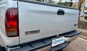 Ford F-250 XLT 4×2 [2011] cheio