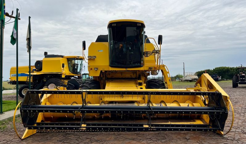 Colheitadeira New Holland TC 57 [2006] #am1707 cheio