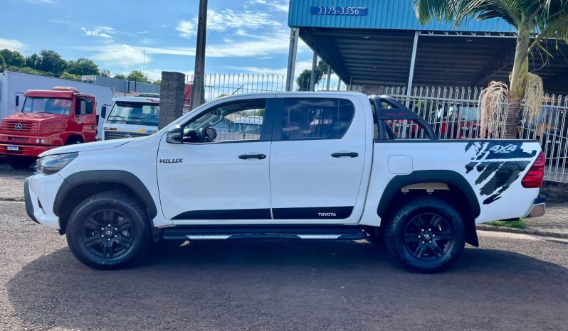 Toyota Hilux SR Challenge 4×4 [2018] #am1747 cheio