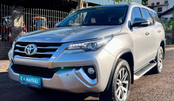 Toyota Hilux SW4 SRX 4×4 [2016] cheio