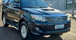 Toyota Hilux SW4 SRV 4×4 3.0 Turbo [2012]