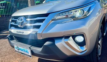 Toyota Hilux SW4 SRX 4×4 [2017] cheio